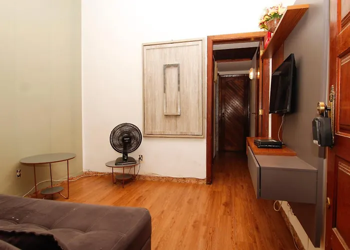 Apartamento Economico Na Praia De Copacabana